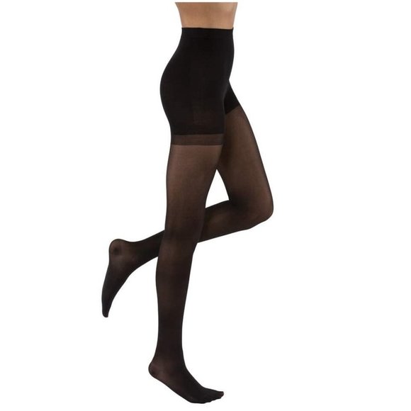 JOBST Compression Pantyhose 15-20mmHg Closed Toe - Picture 1 of 3